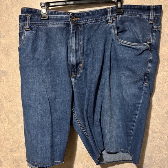 Tommy Bahama Denim Jean Shorts 52 Mens - Picture 1 of 6